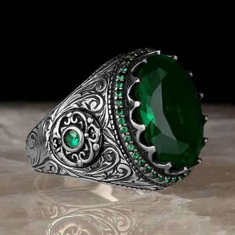 Anello con zirconi di lusso le - Luxury Lifestyle Magazine recensione e prezzo