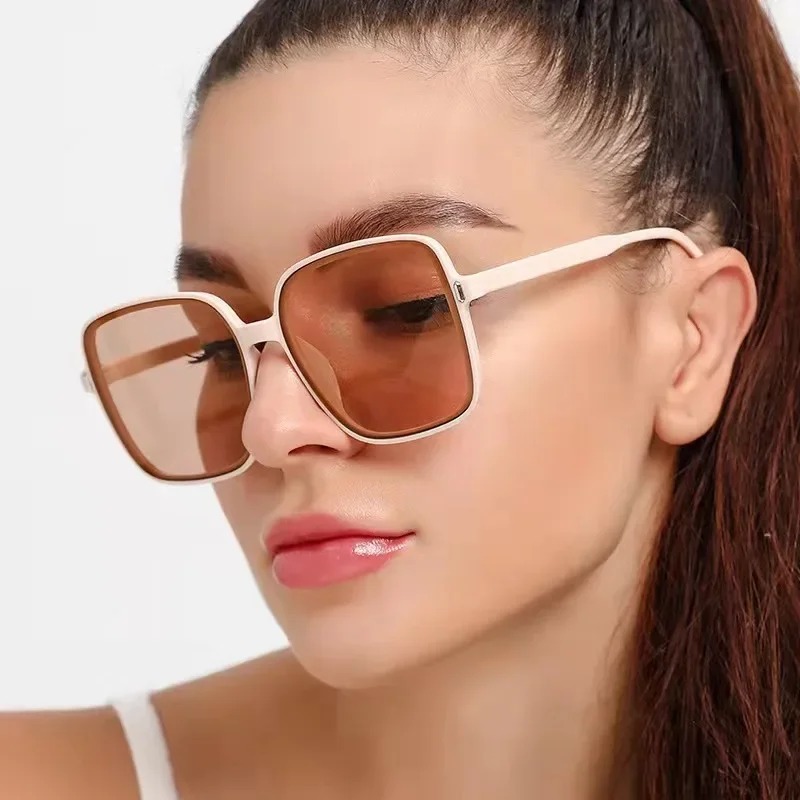 Occhiali da Sole Vintage Overs - Luxury Zone recensione e prezzo