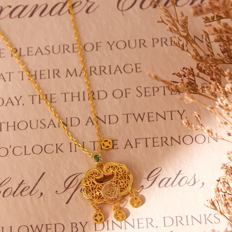 Collana con lucchetto a lunga  - Luxury Lifestyle Party recensione e prezzo